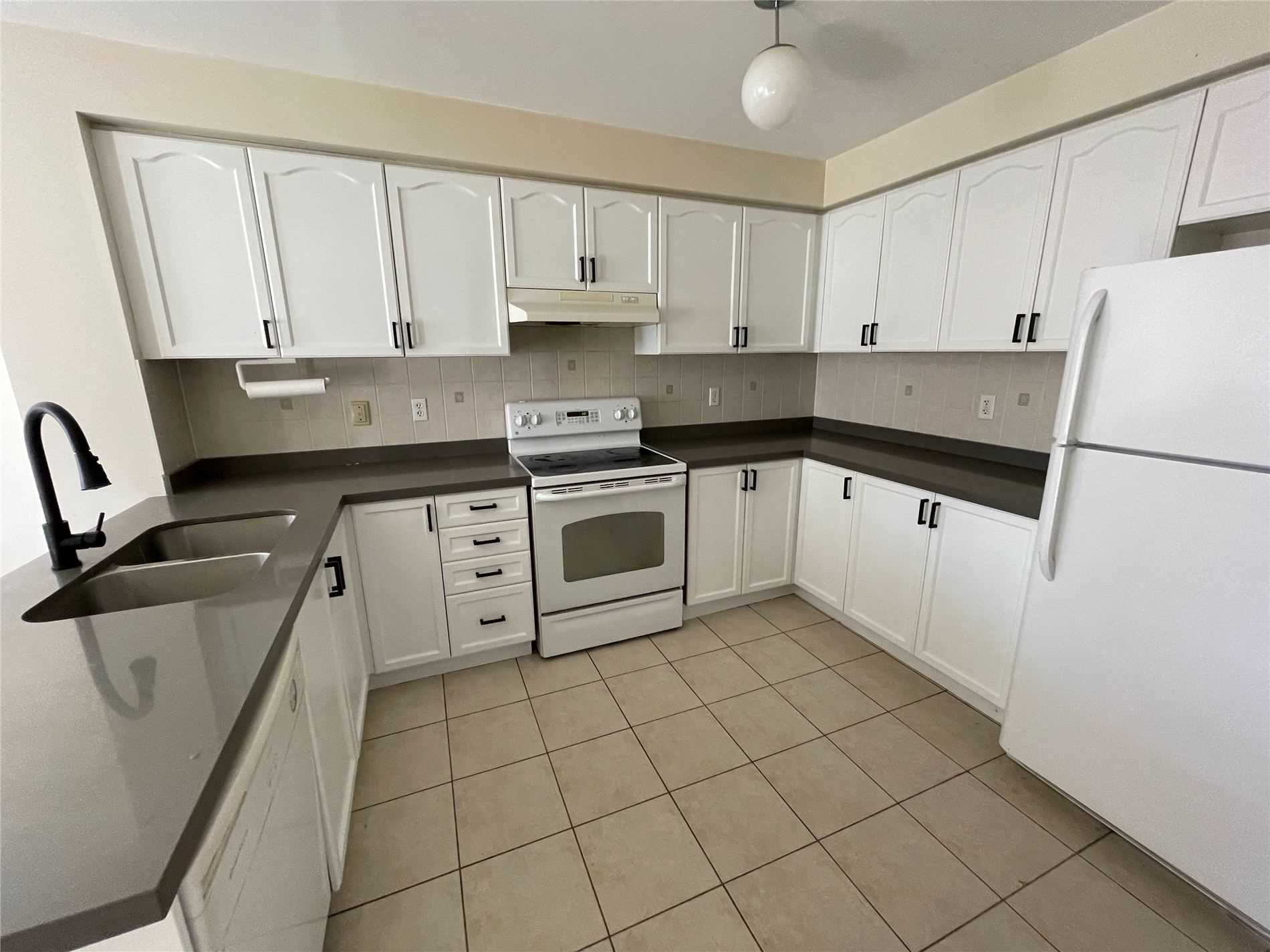 22 Trumpet Valley Blvd