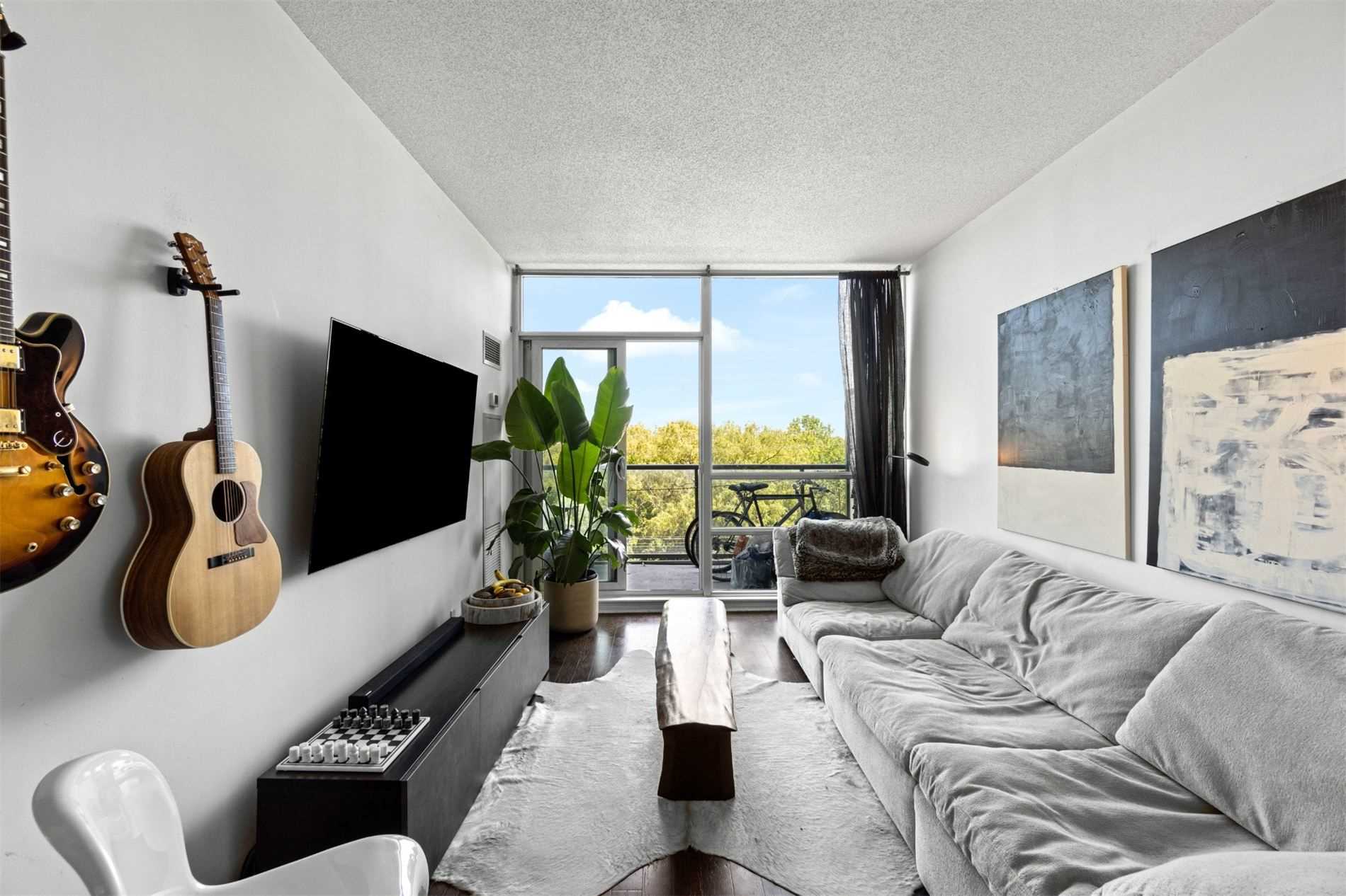 Listing W5678886 - Large Photo # 10