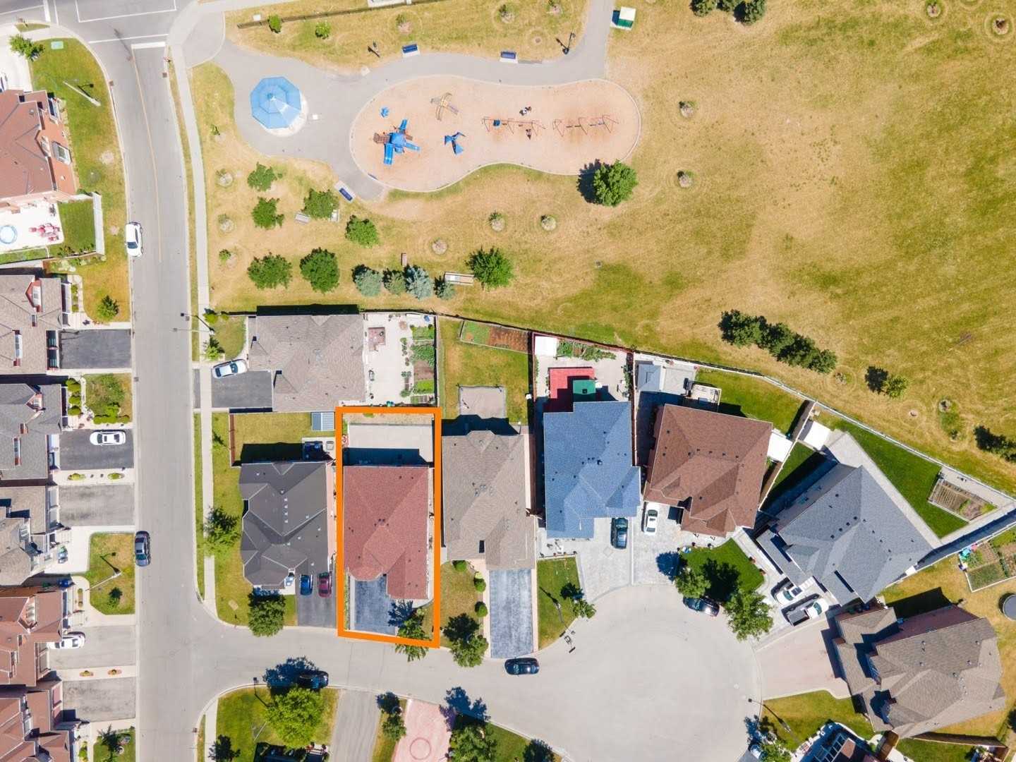 4 Whale Cove Crt