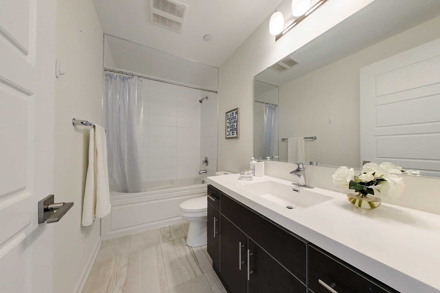 3028 Creekshore Common, #111