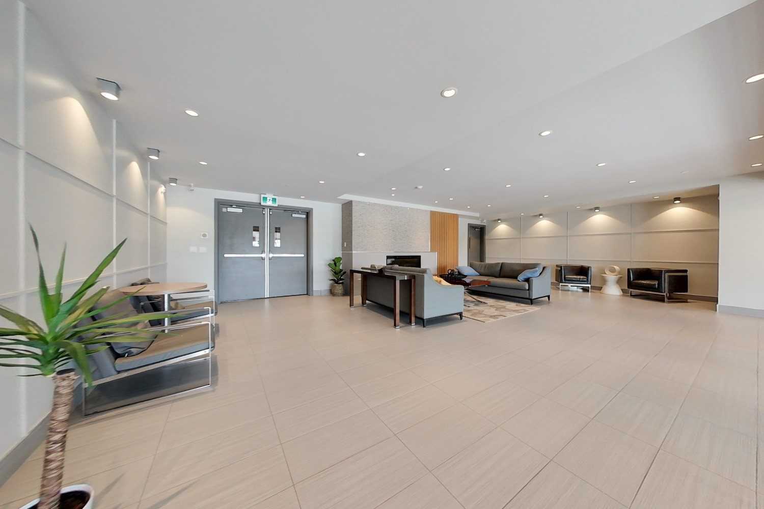 3028 Creekshore Common, #111