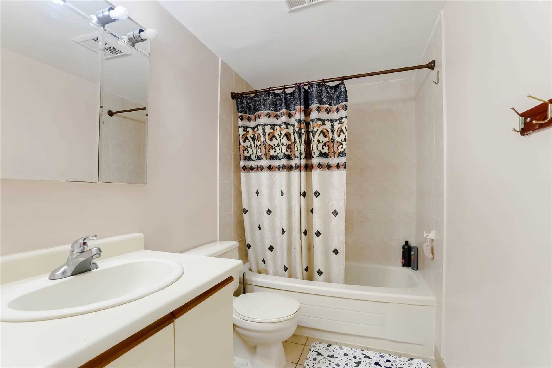 Listing W5681132 - Large Photo # 13