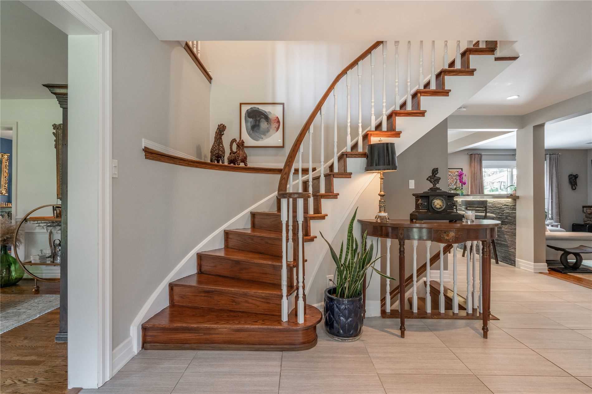 19 Wolf Cres