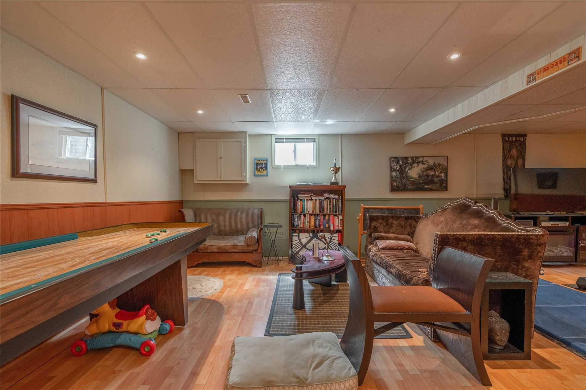 19 Wolf Cres