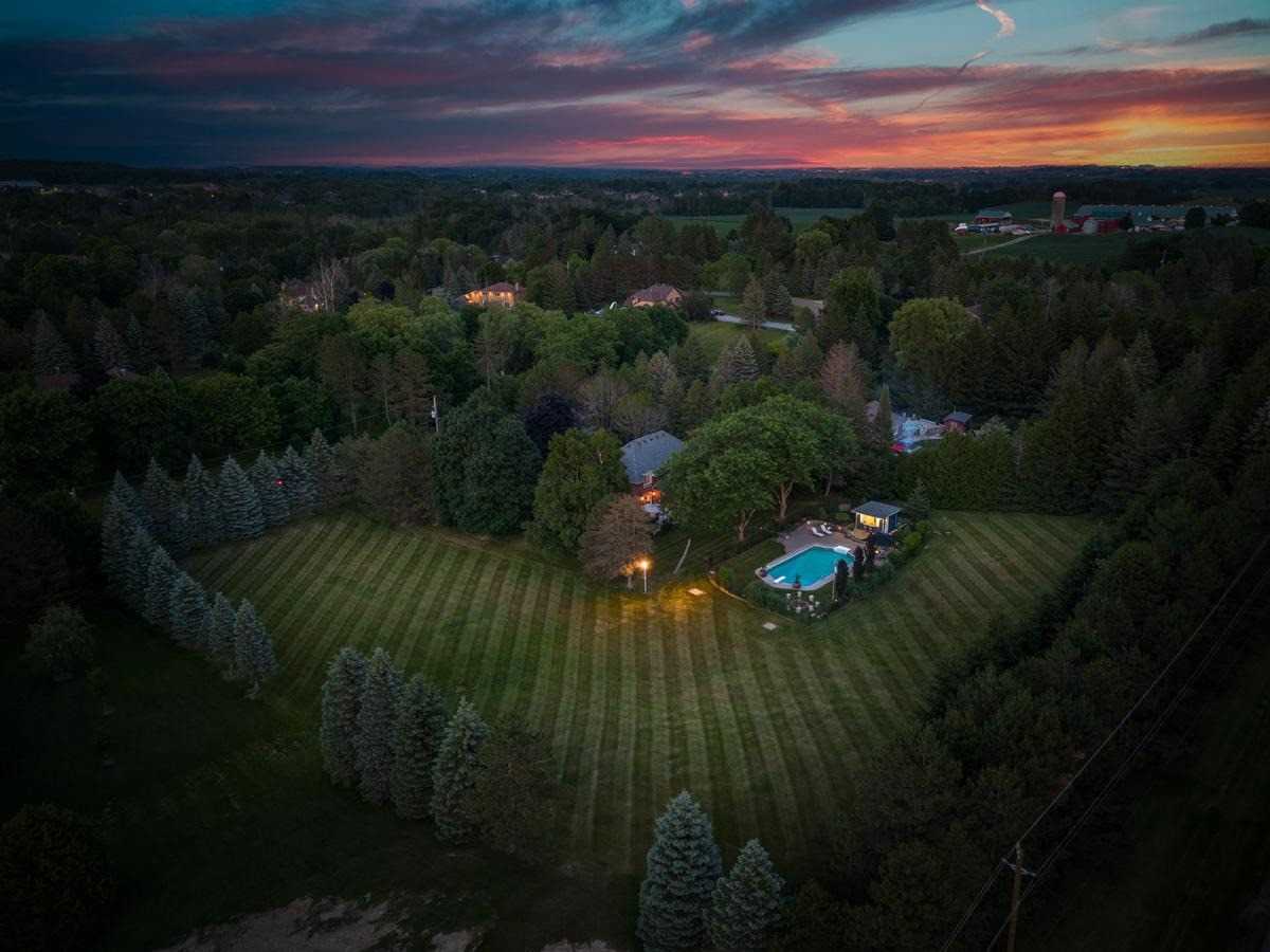 19 Wolf Cres