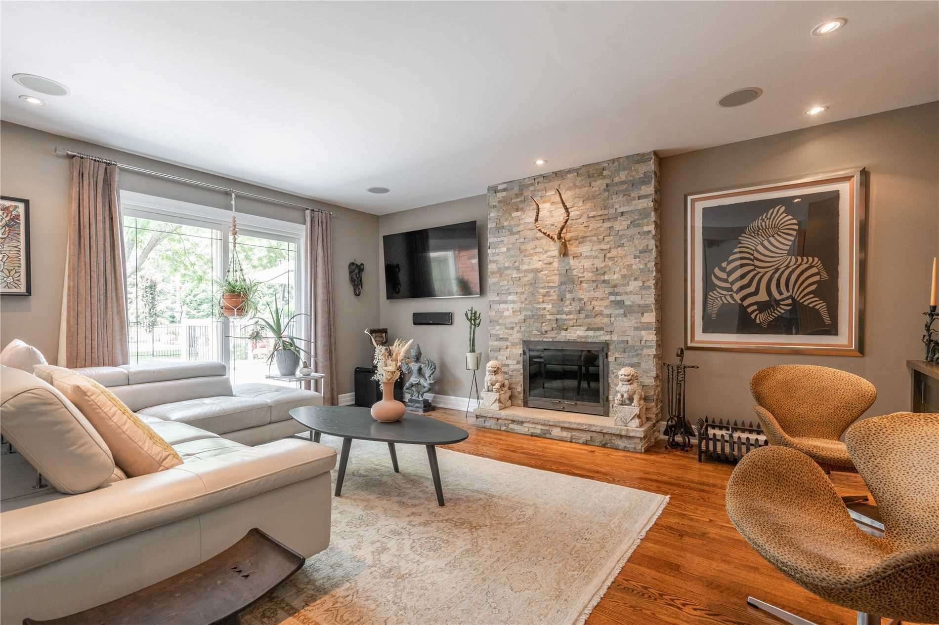 19 Wolf Cres