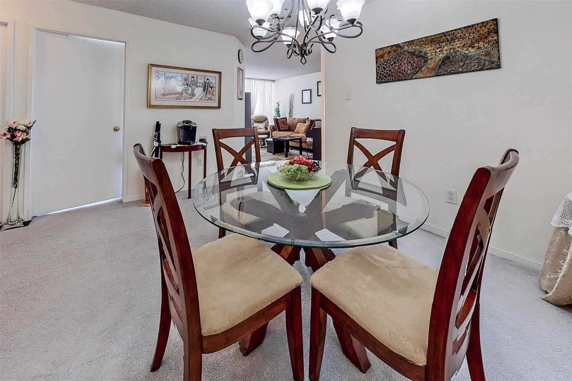 Listing W5682467 - Large Photo # 11