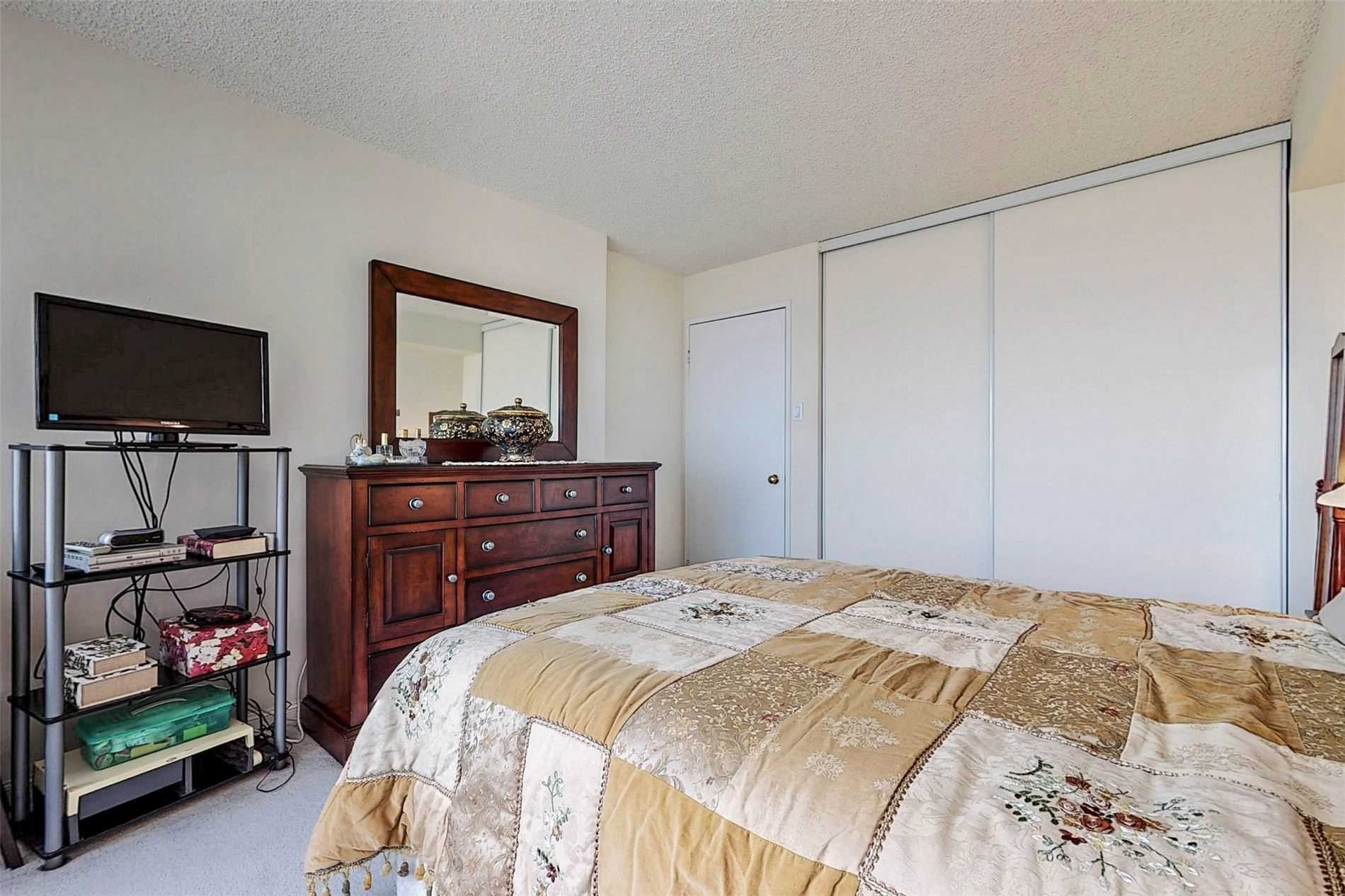 Listing W5682467 - Large Photo # 20