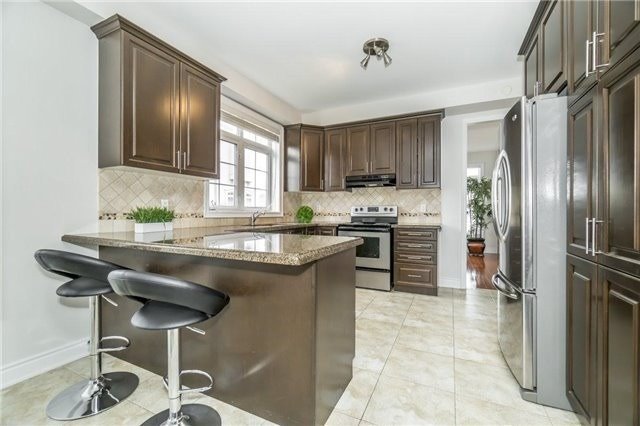 2425 North Ridge Tr
