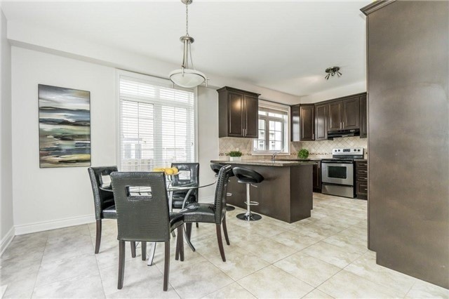 2425 North Ridge Tr