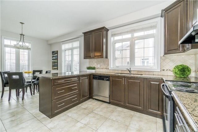 2425 North Ridge Tr