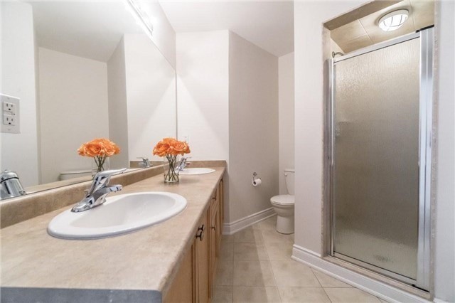 2425 North Ridge Tr