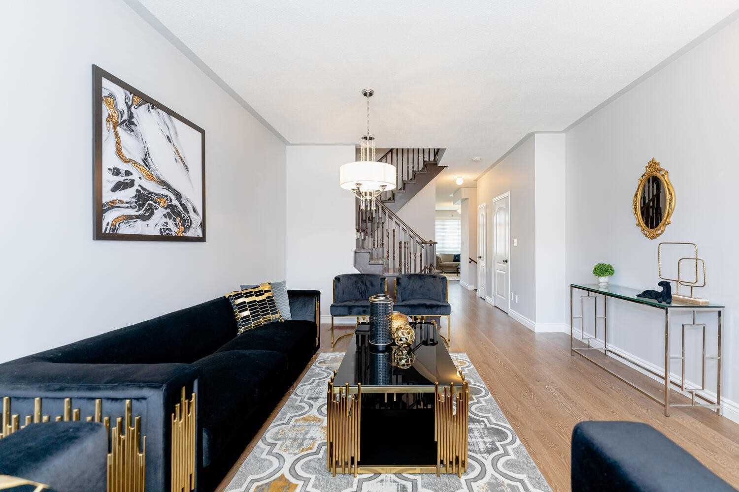 59 Totten Dr