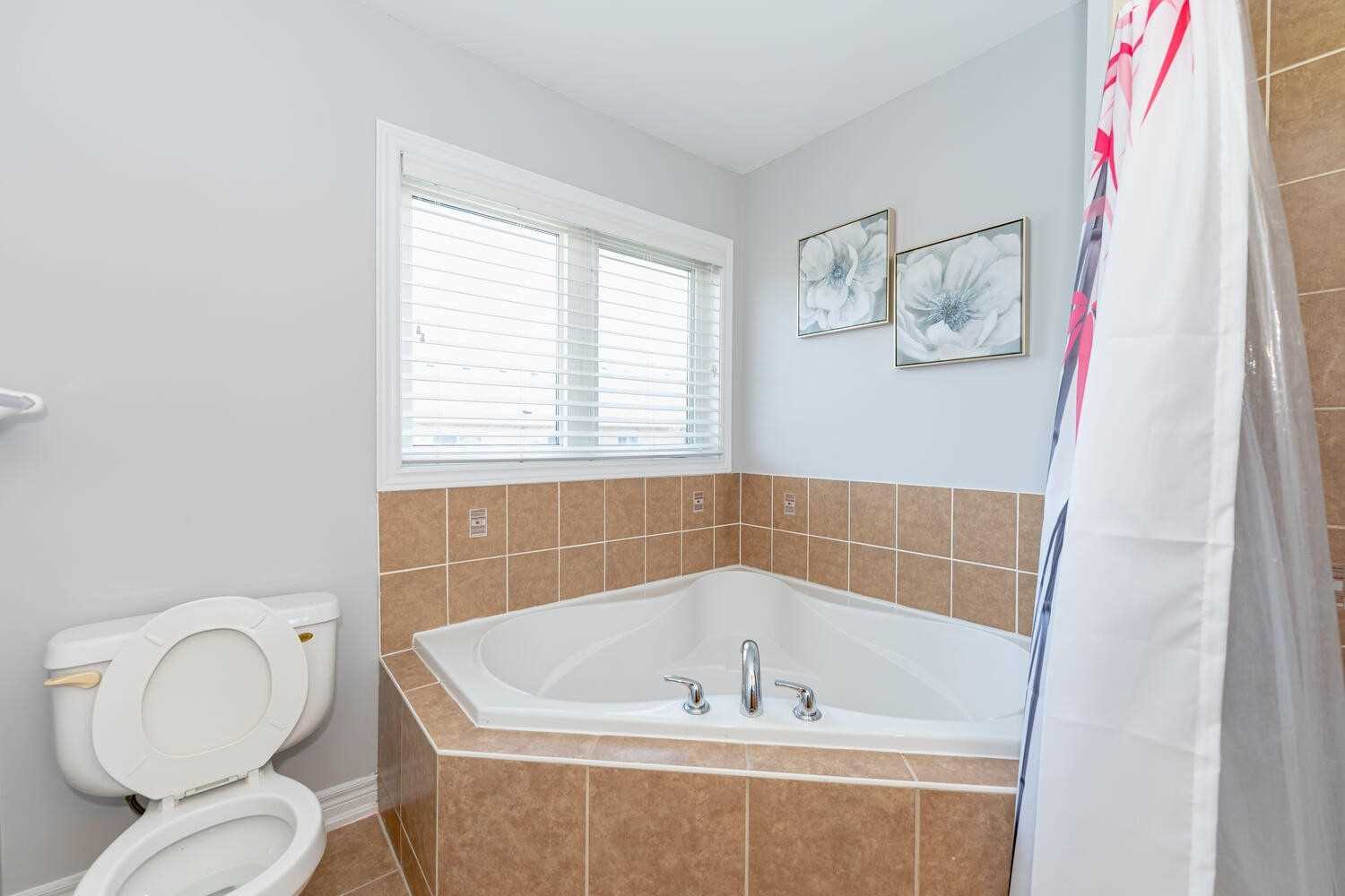 59 Totten Dr