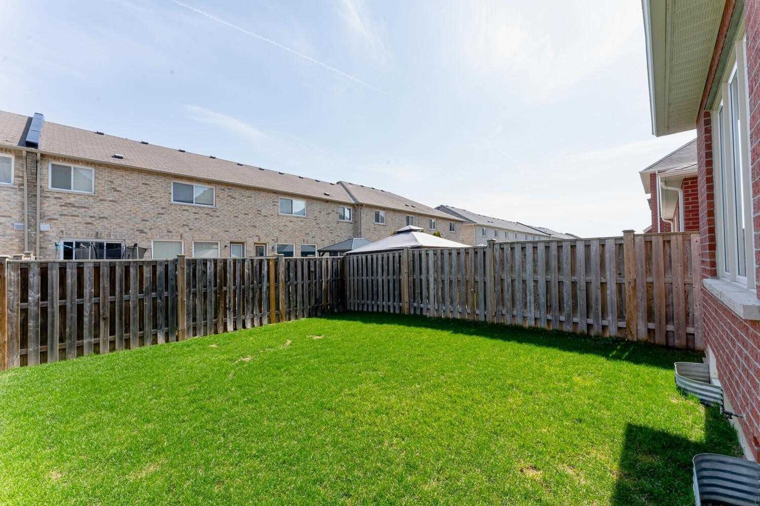 59 Totten Dr