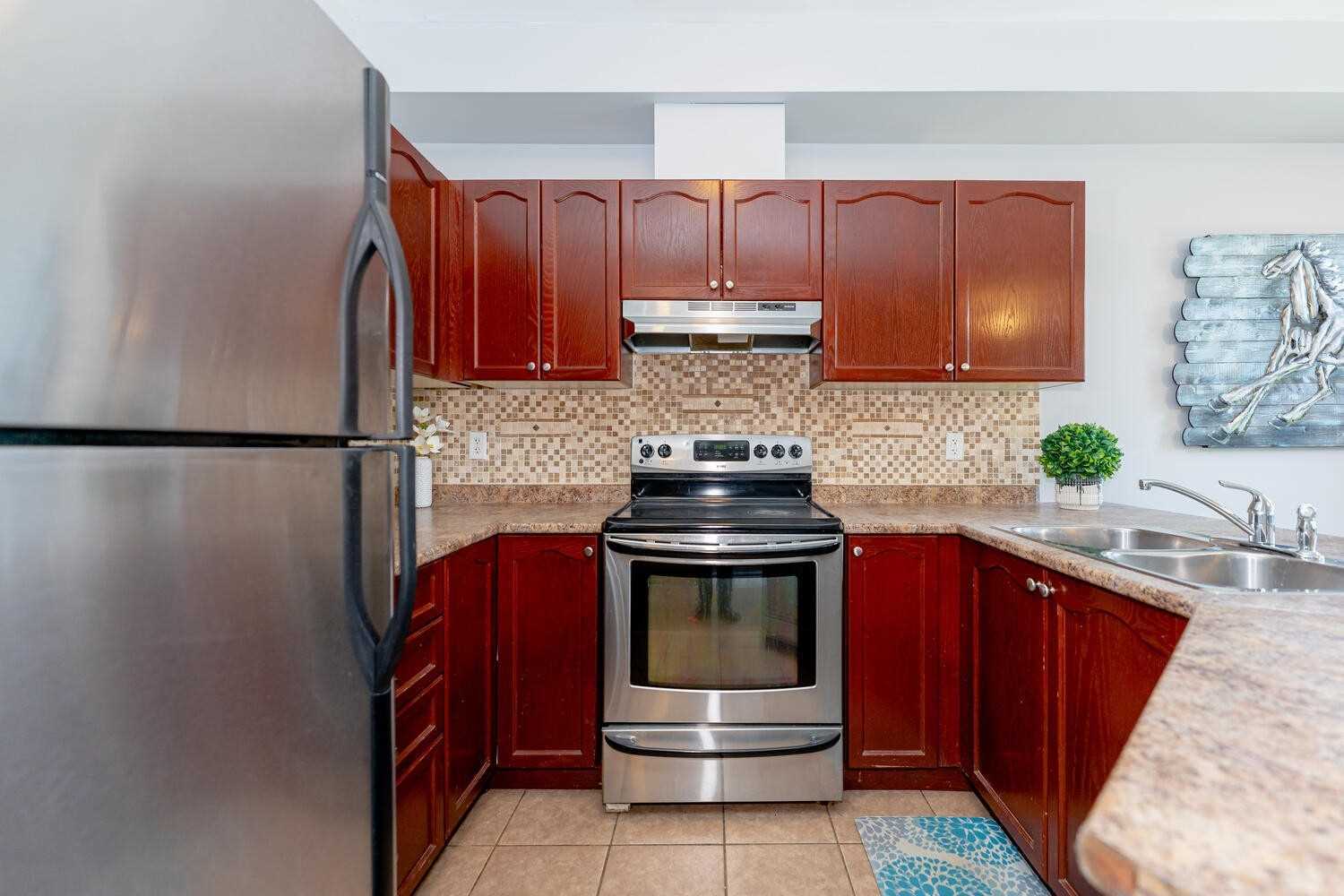 59 Totten Dr
