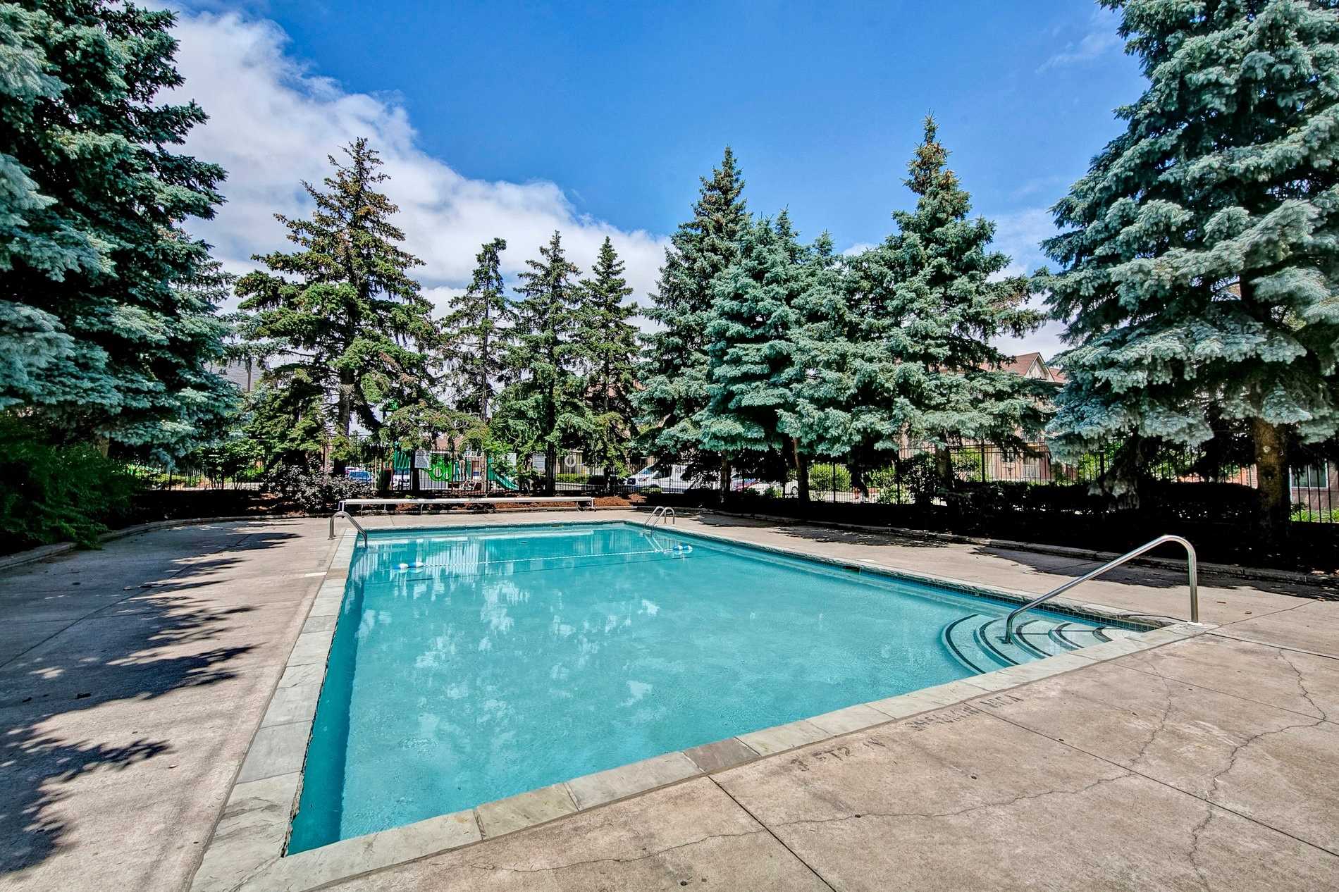 85 Bristol Rd E, #160
