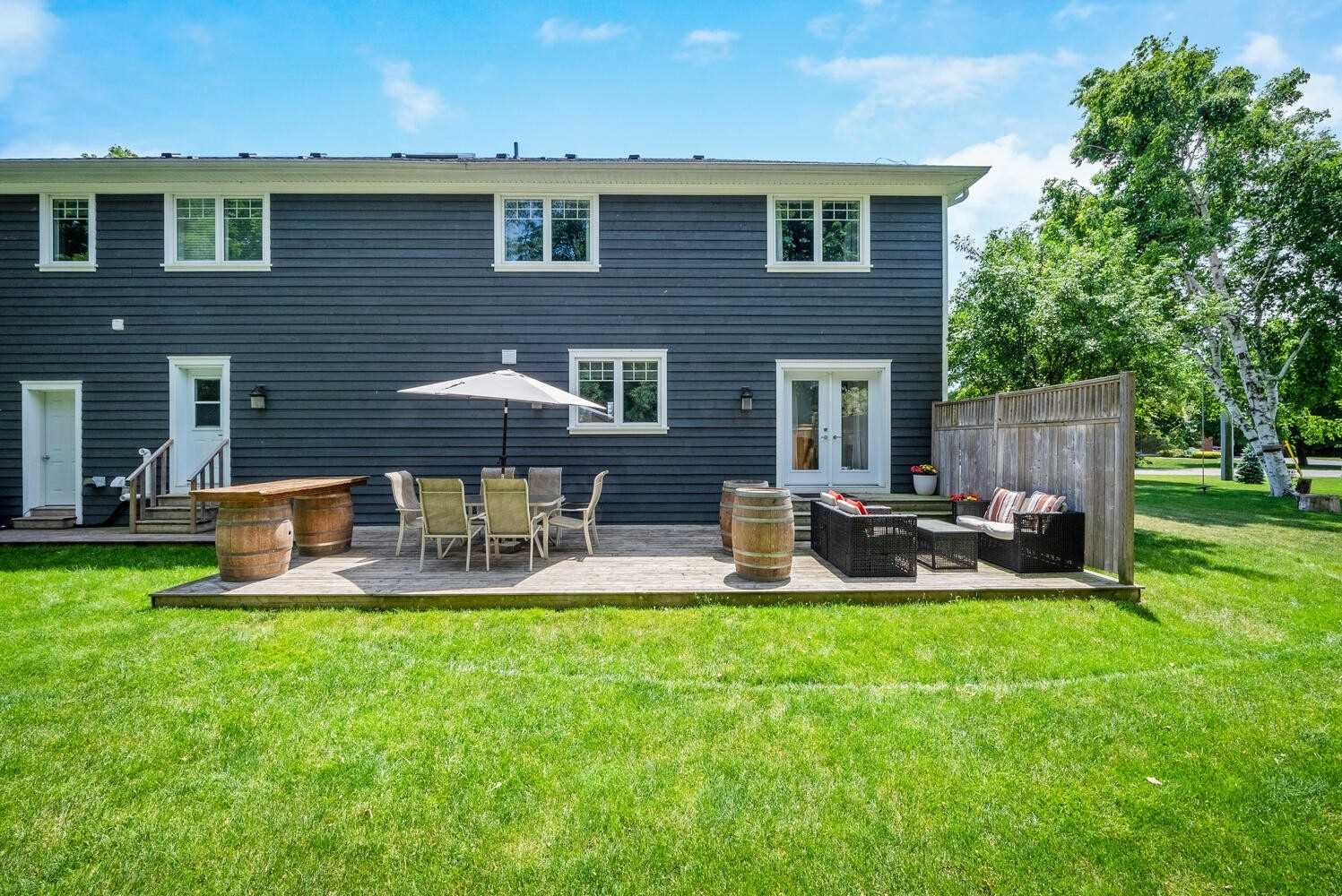 28 Glen Crescent Dr