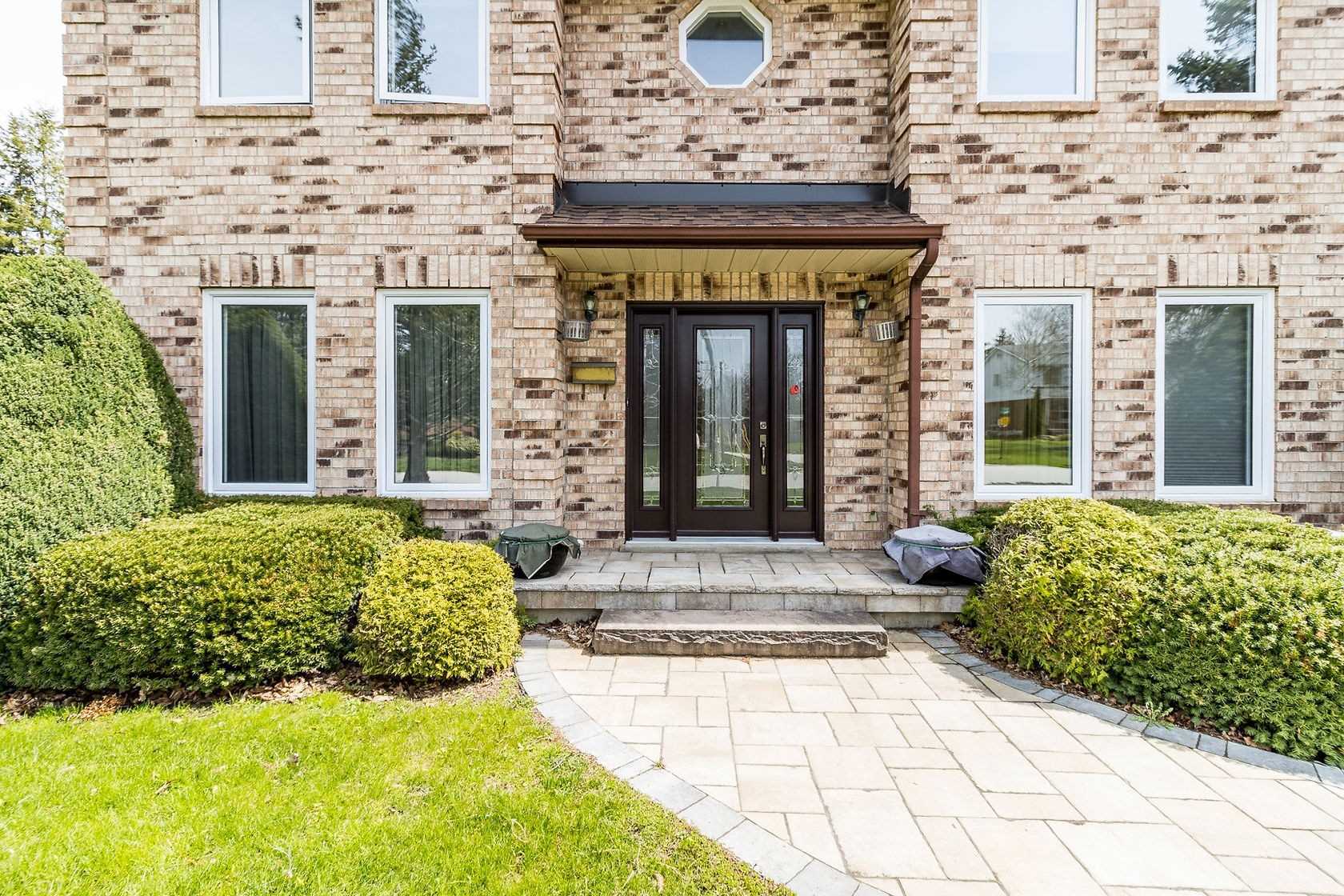13 Ivan Ave