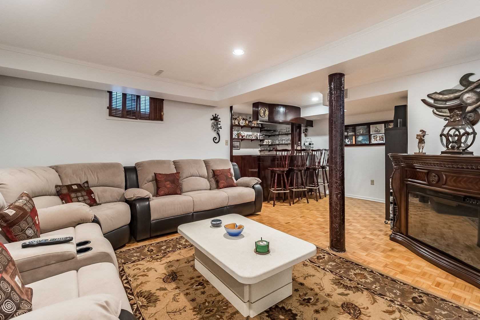 13 Ivan Ave