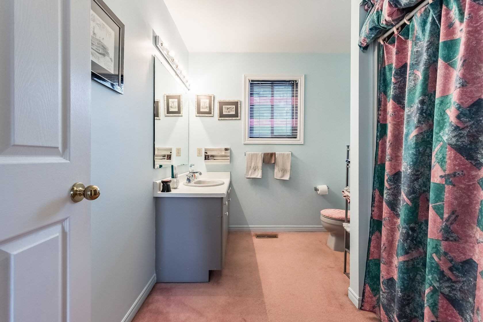 13 Ivan Ave