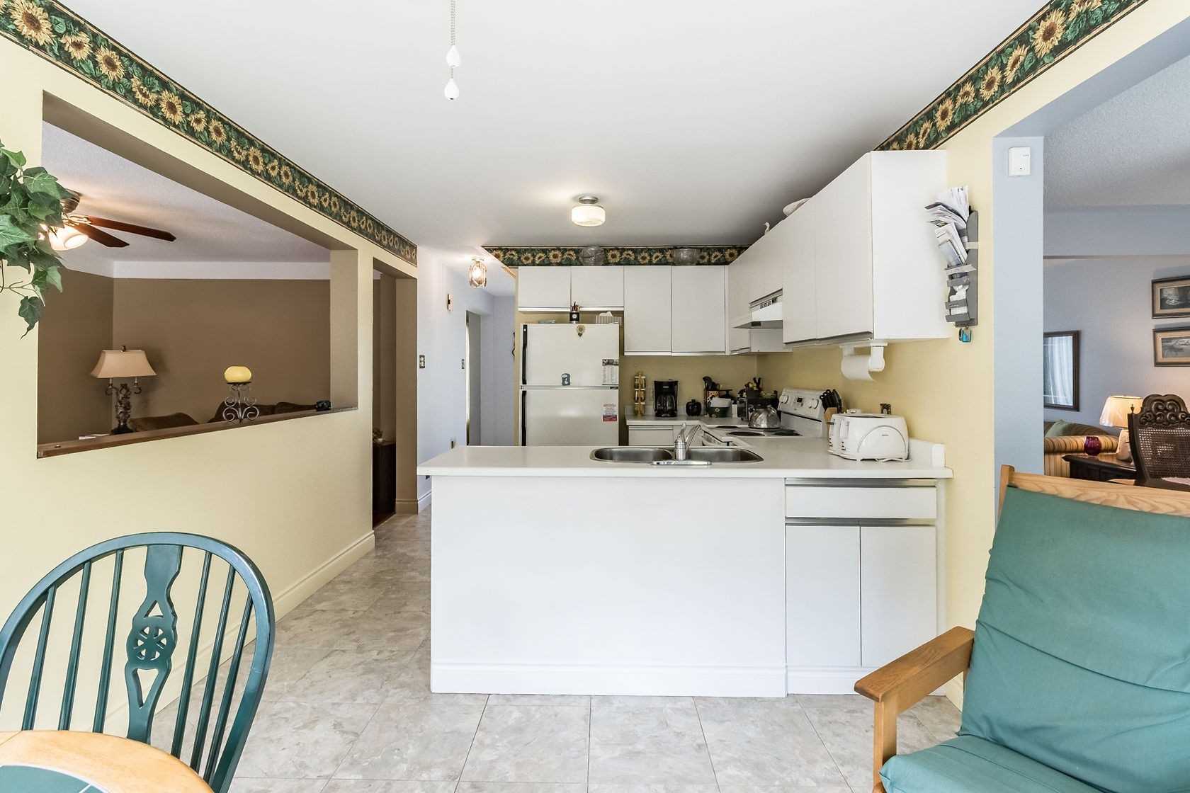 13 Ivan Ave