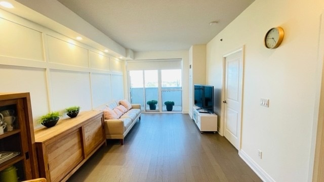 55 Speers Rd, #1107