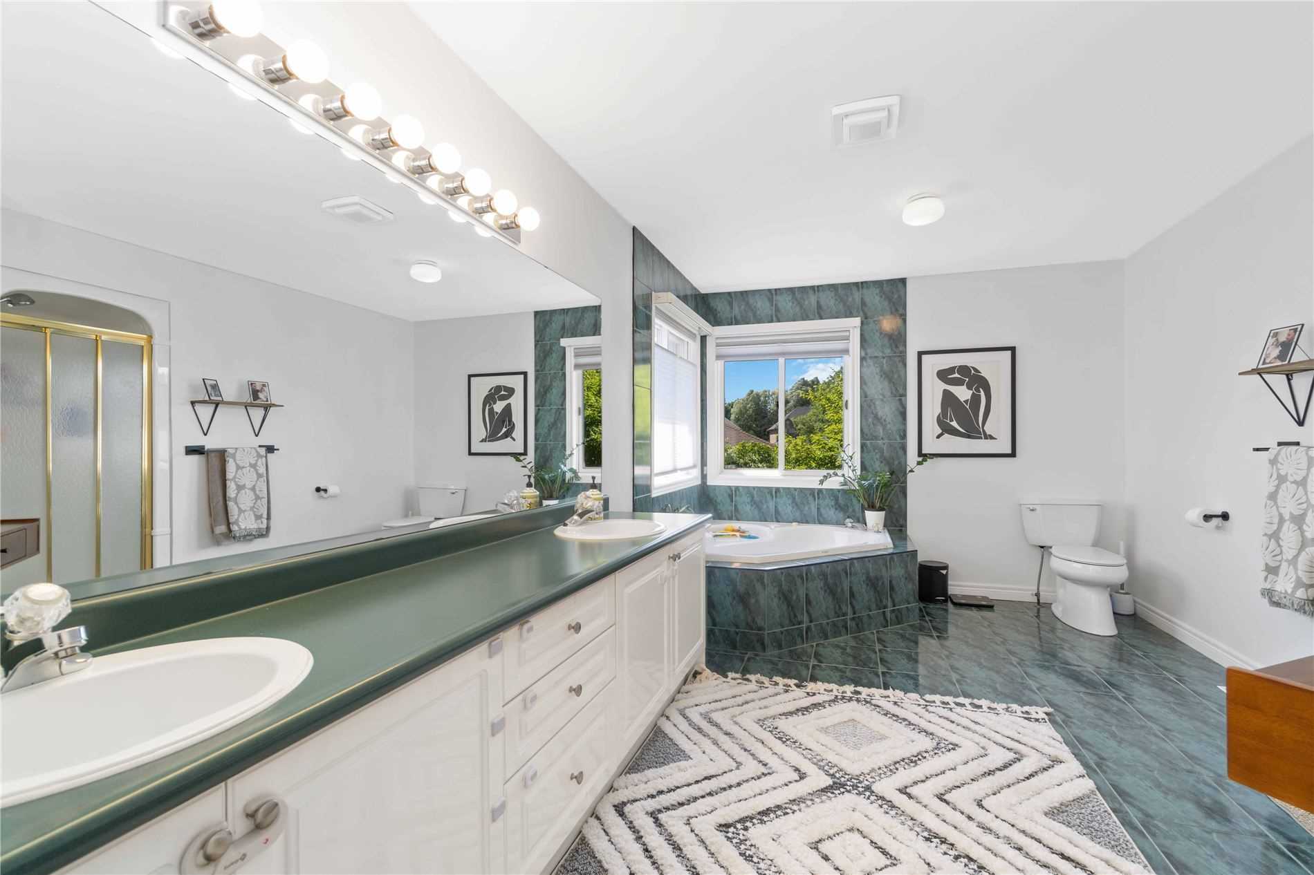 2137 Hurley Dr