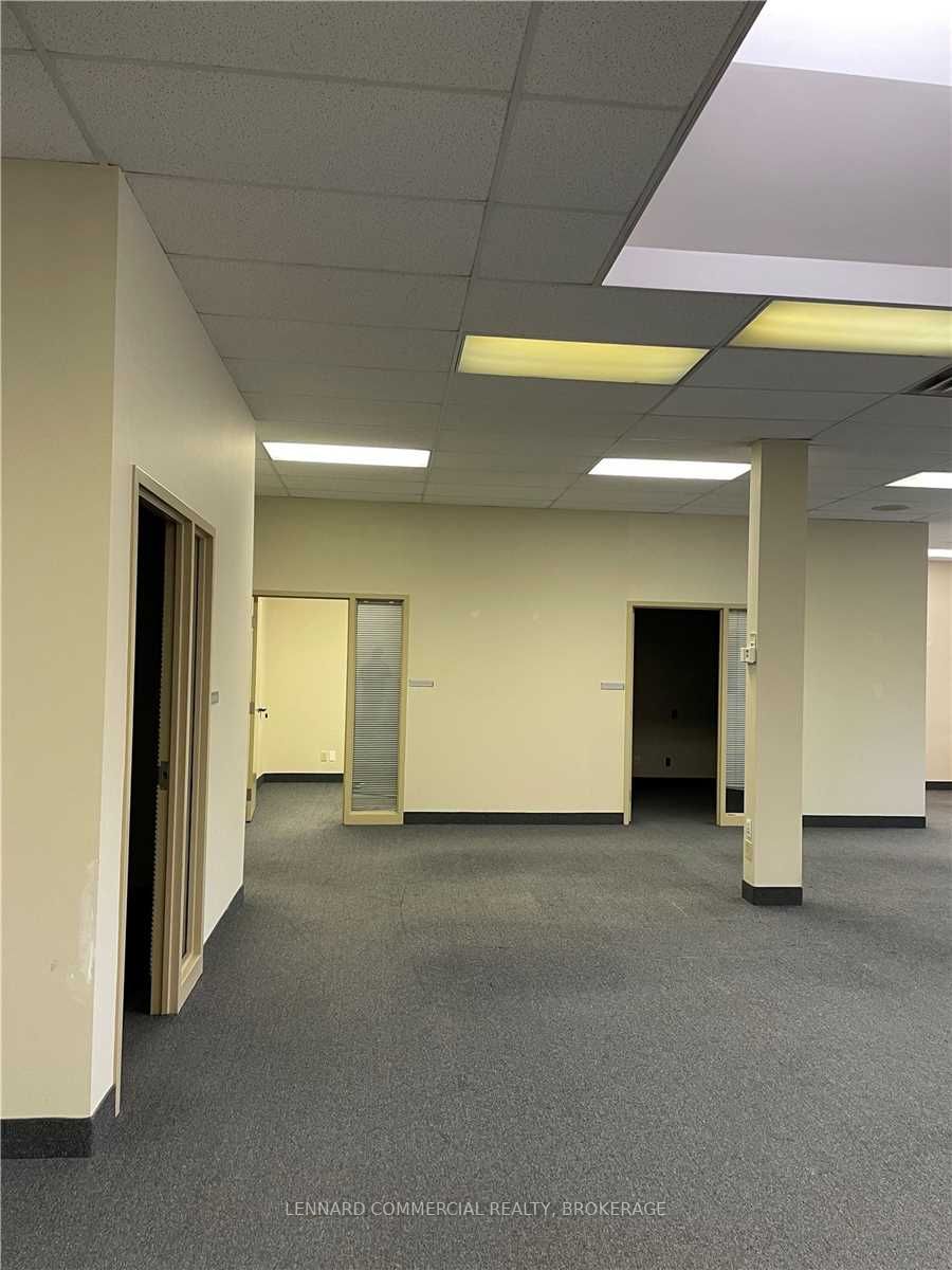 Listing W5692726 - Large Photo # 5
