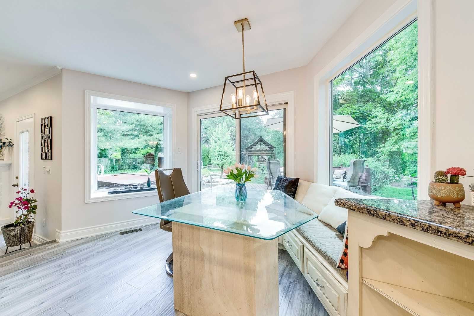 341 Acacia Crt