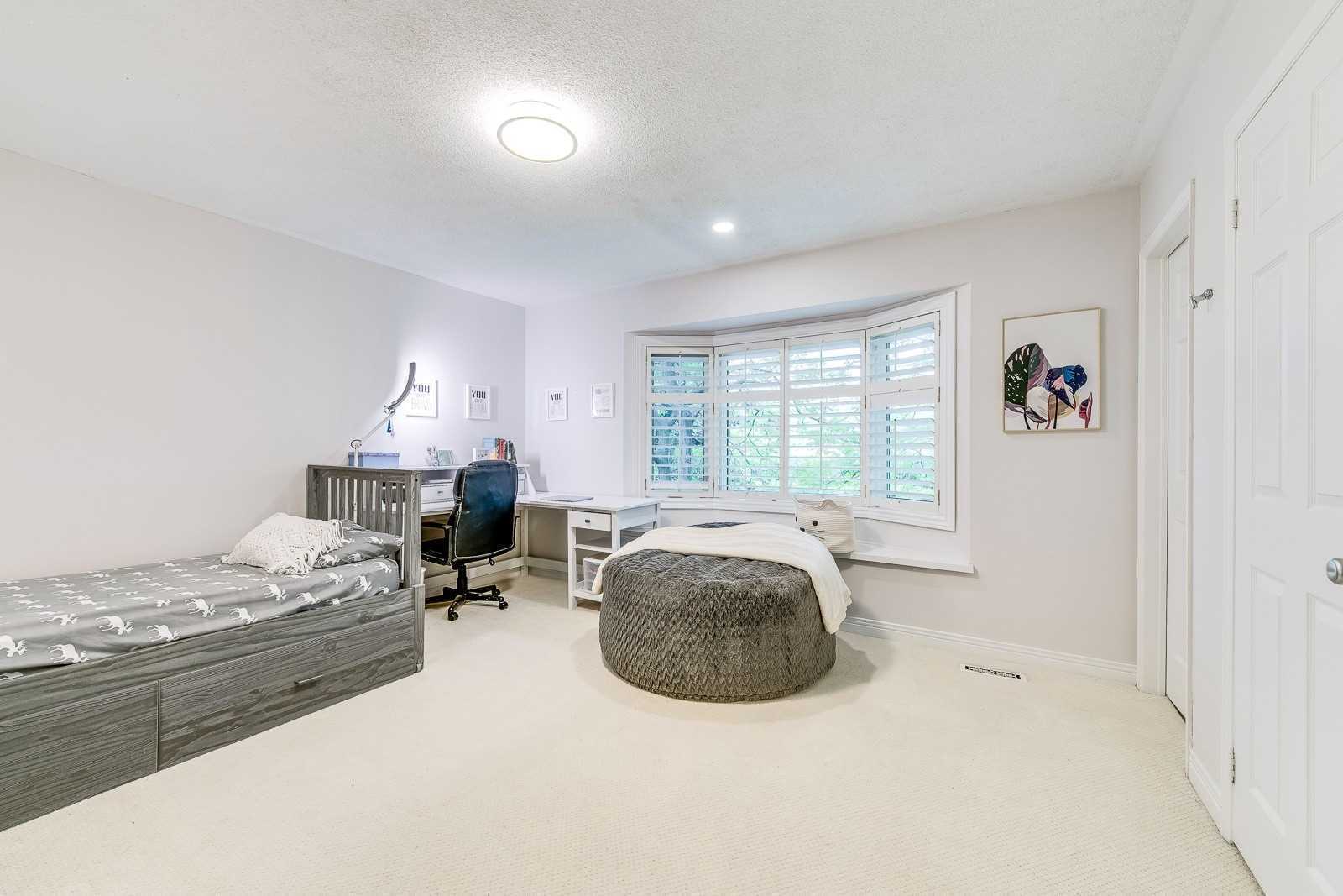 341 Acacia Crt