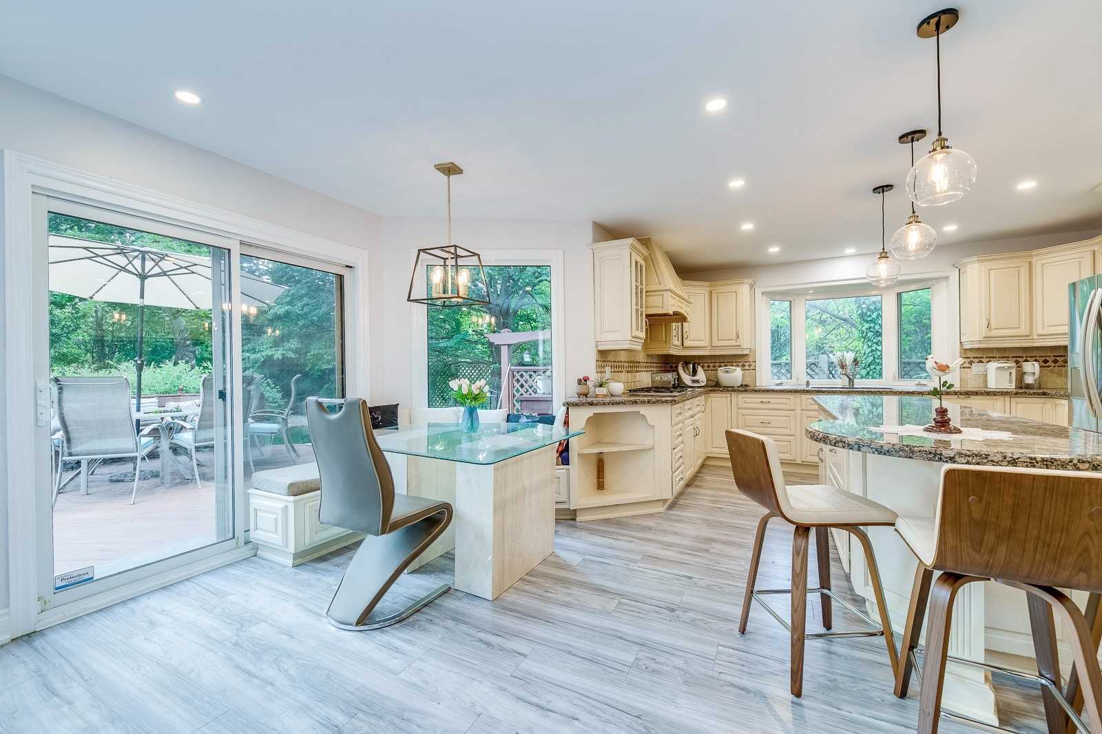 341 Acacia Crt