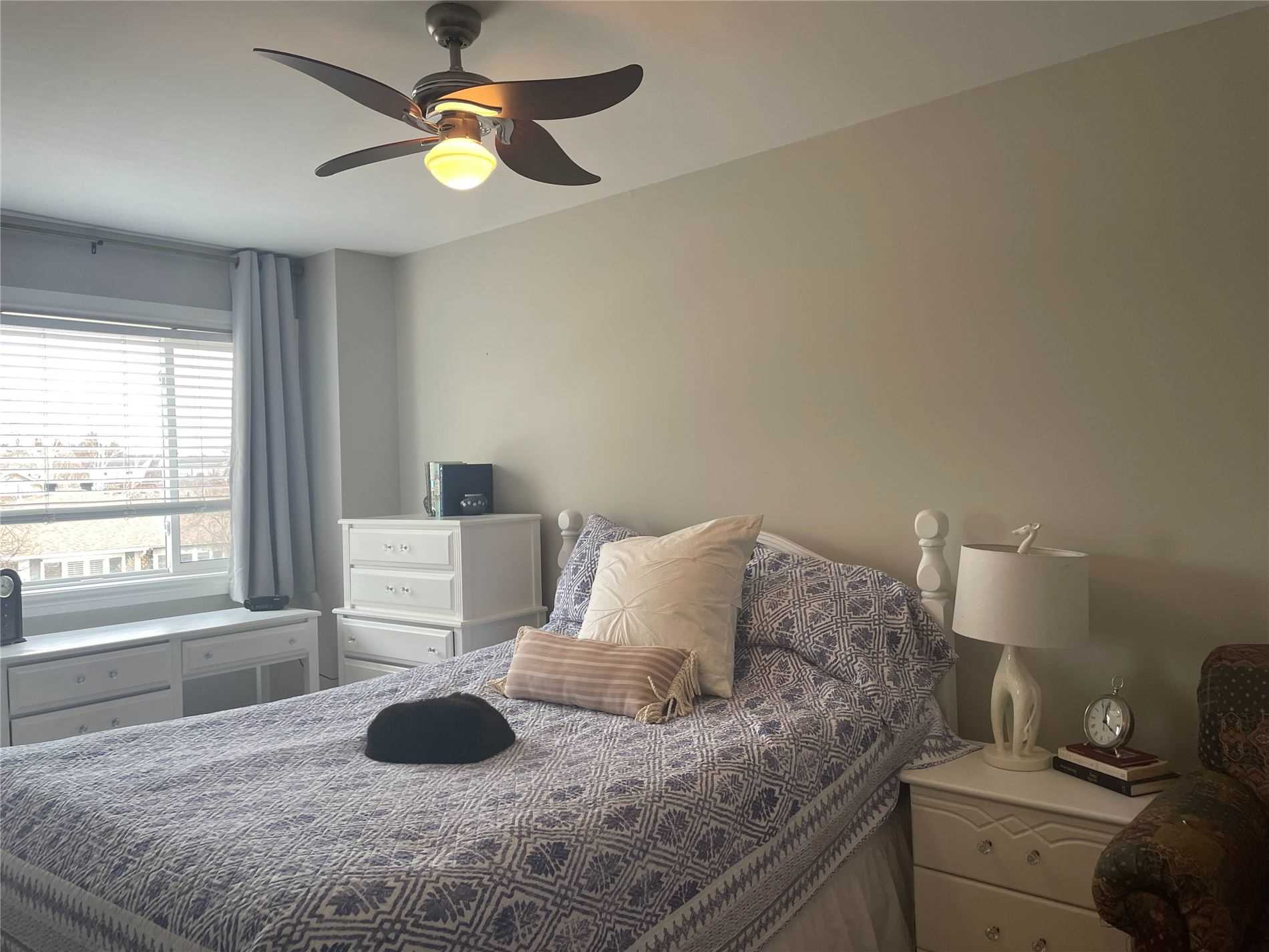 2 Cedar Dr, #4