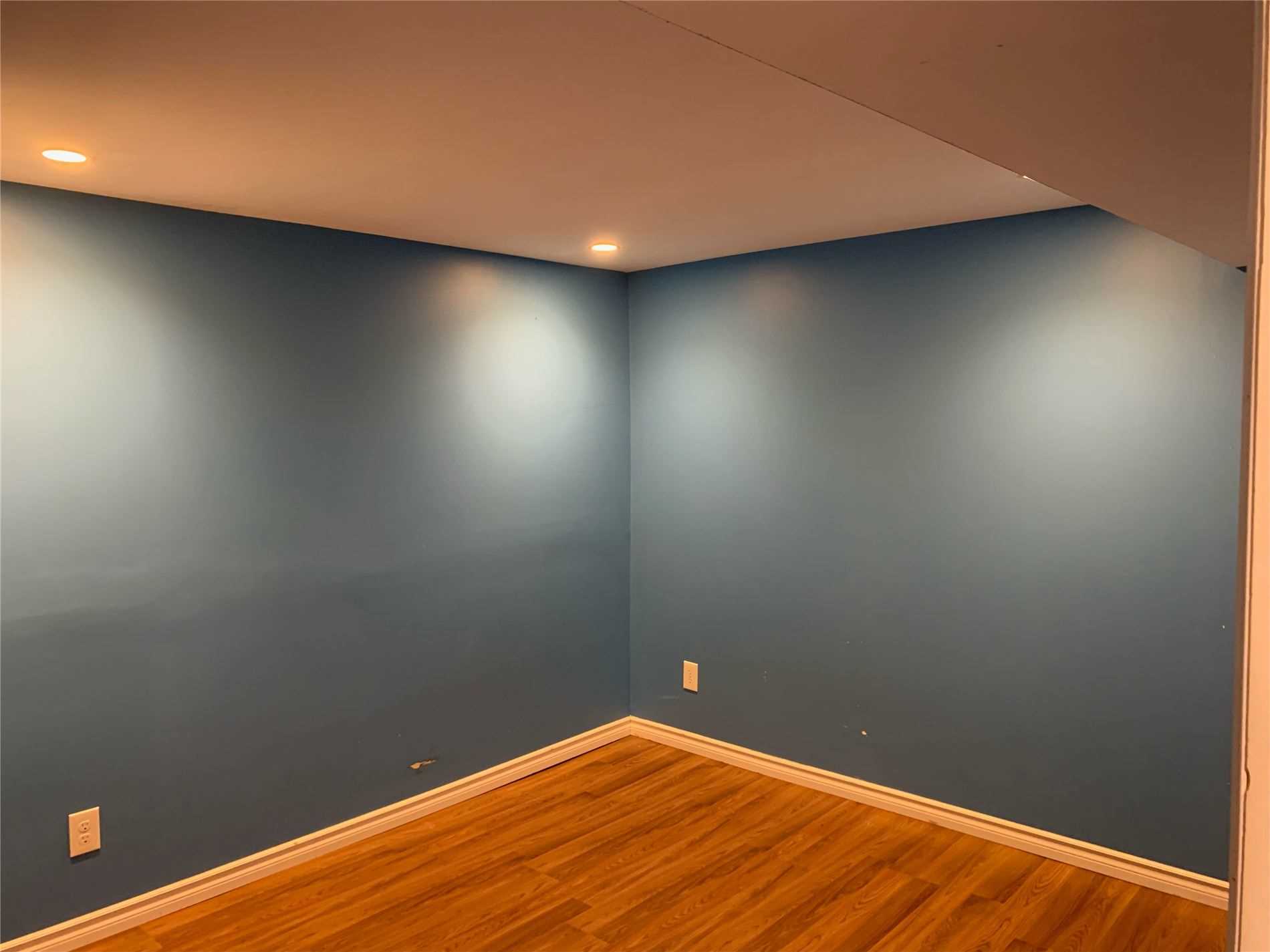 2 Cedar Dr, #4