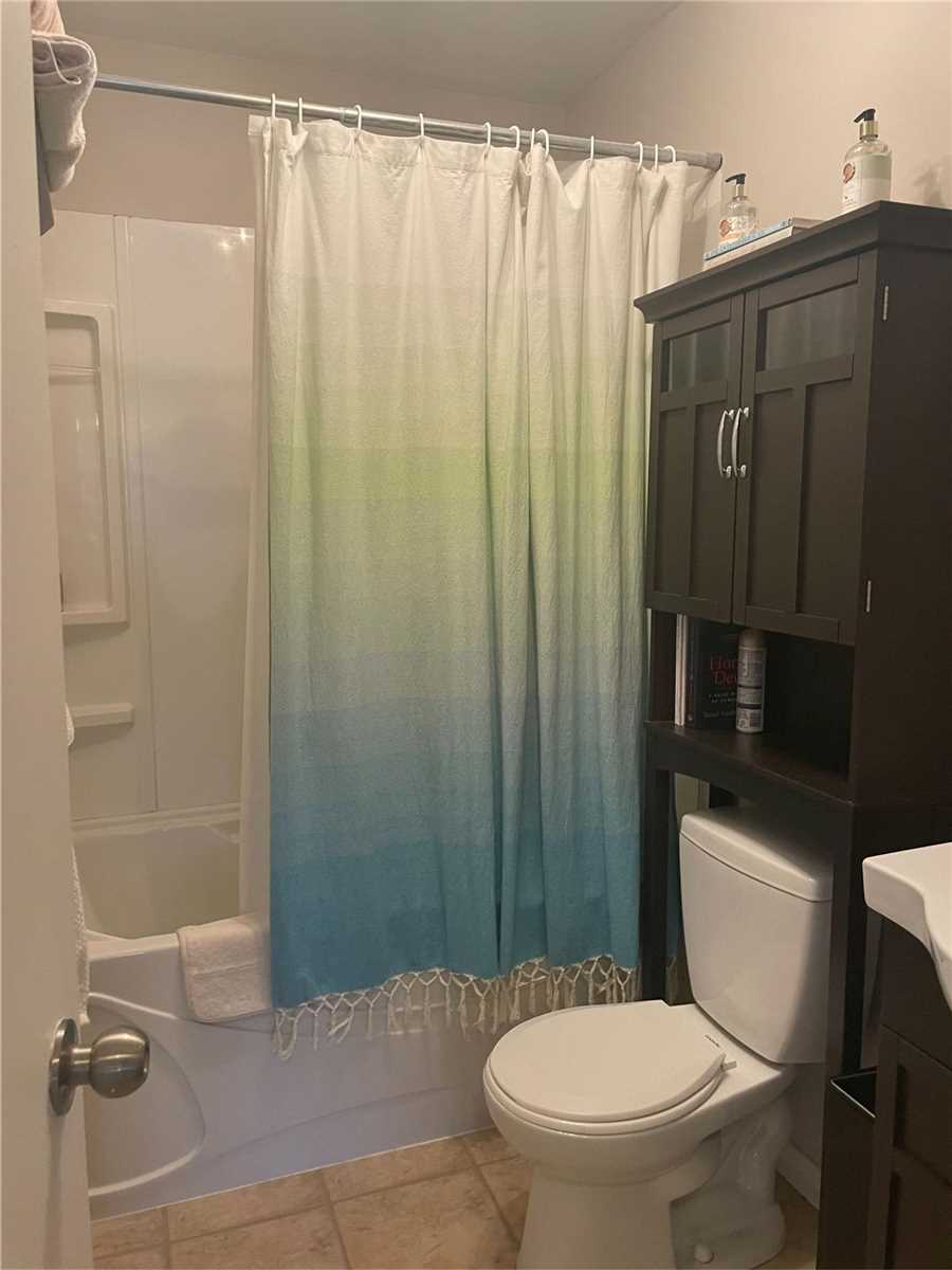 2 Cedar Dr, #4
