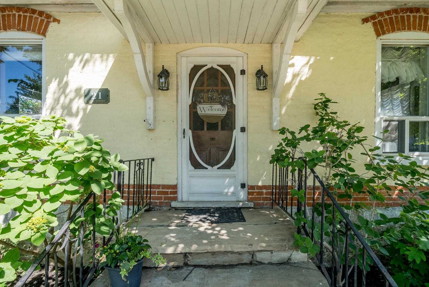 Listing W5694192 - Large Photo # 3