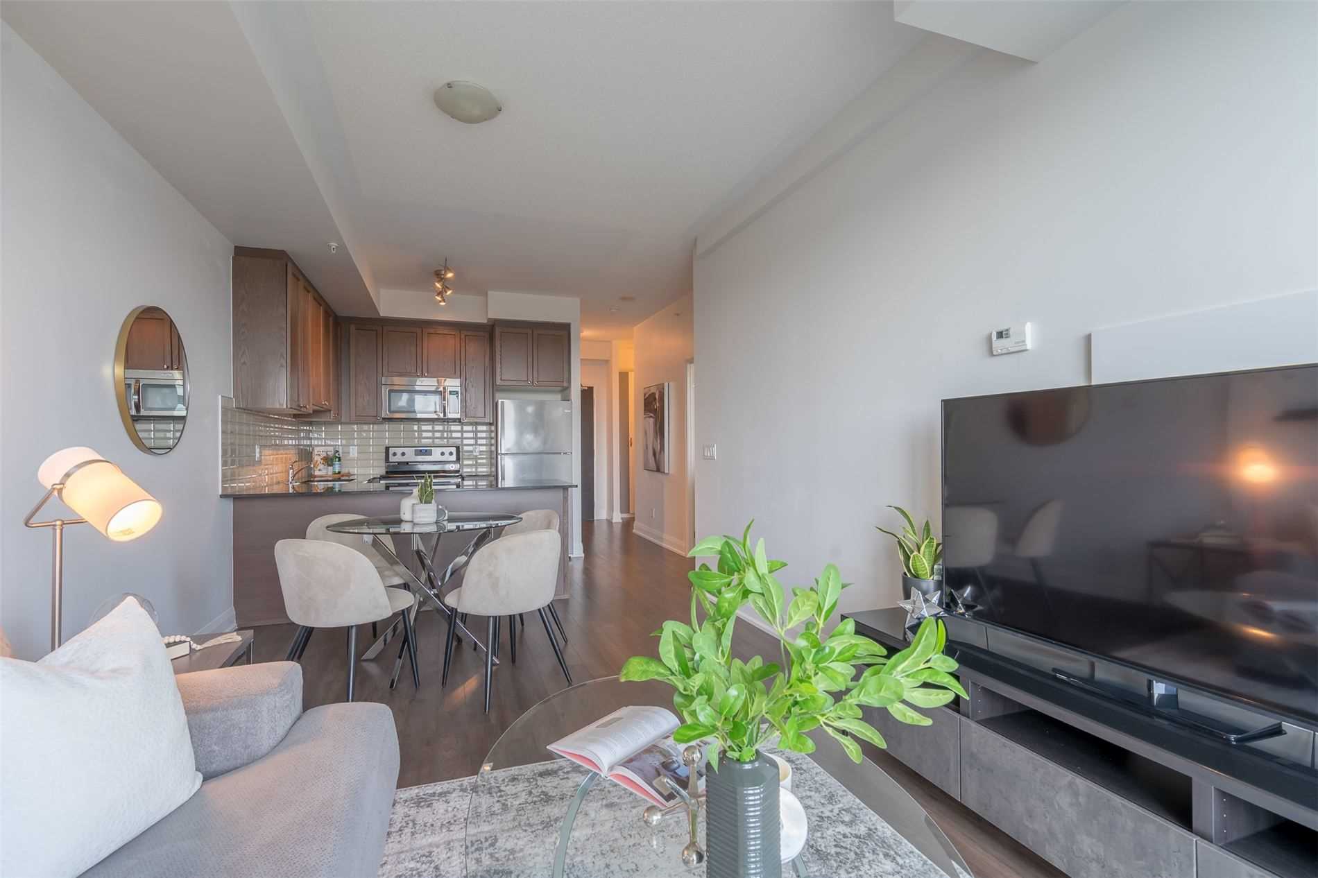 55 Yorkland Blvd, #704