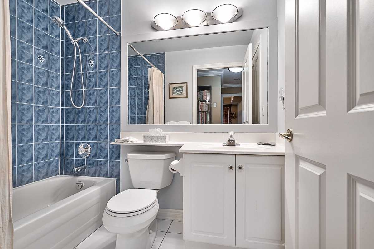 50 Old Mill Rd, #204