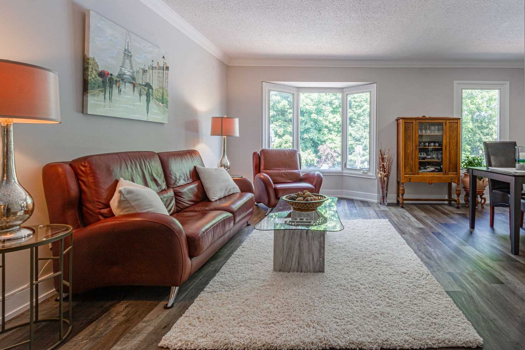 1060 Bridlewood Tr