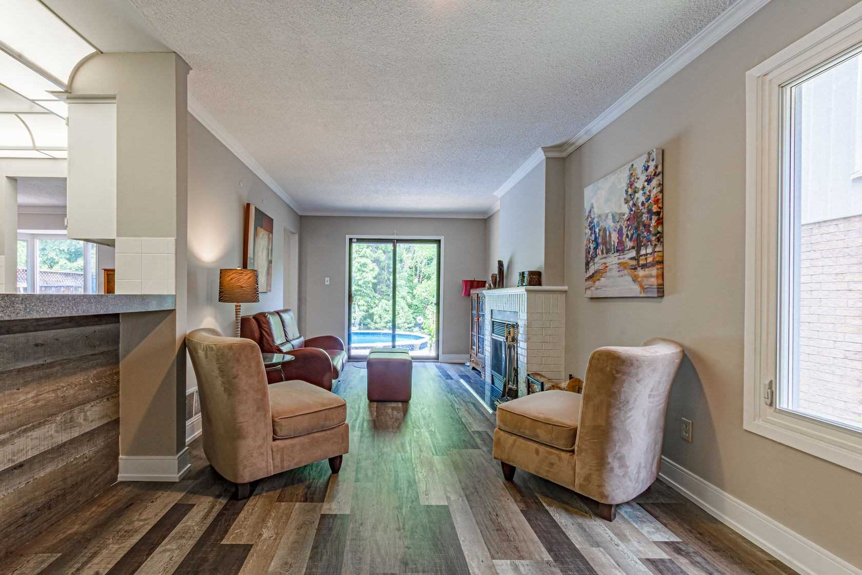 1060 Bridlewood Tr