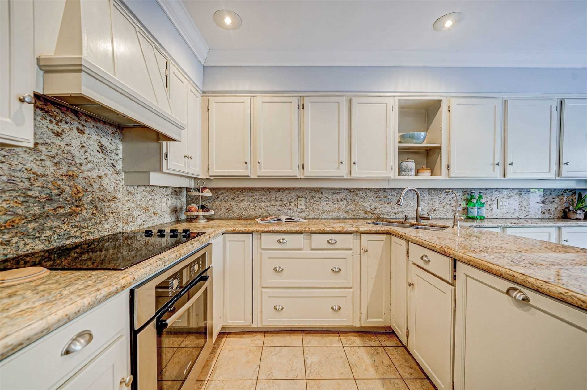 143 Balsam Dr