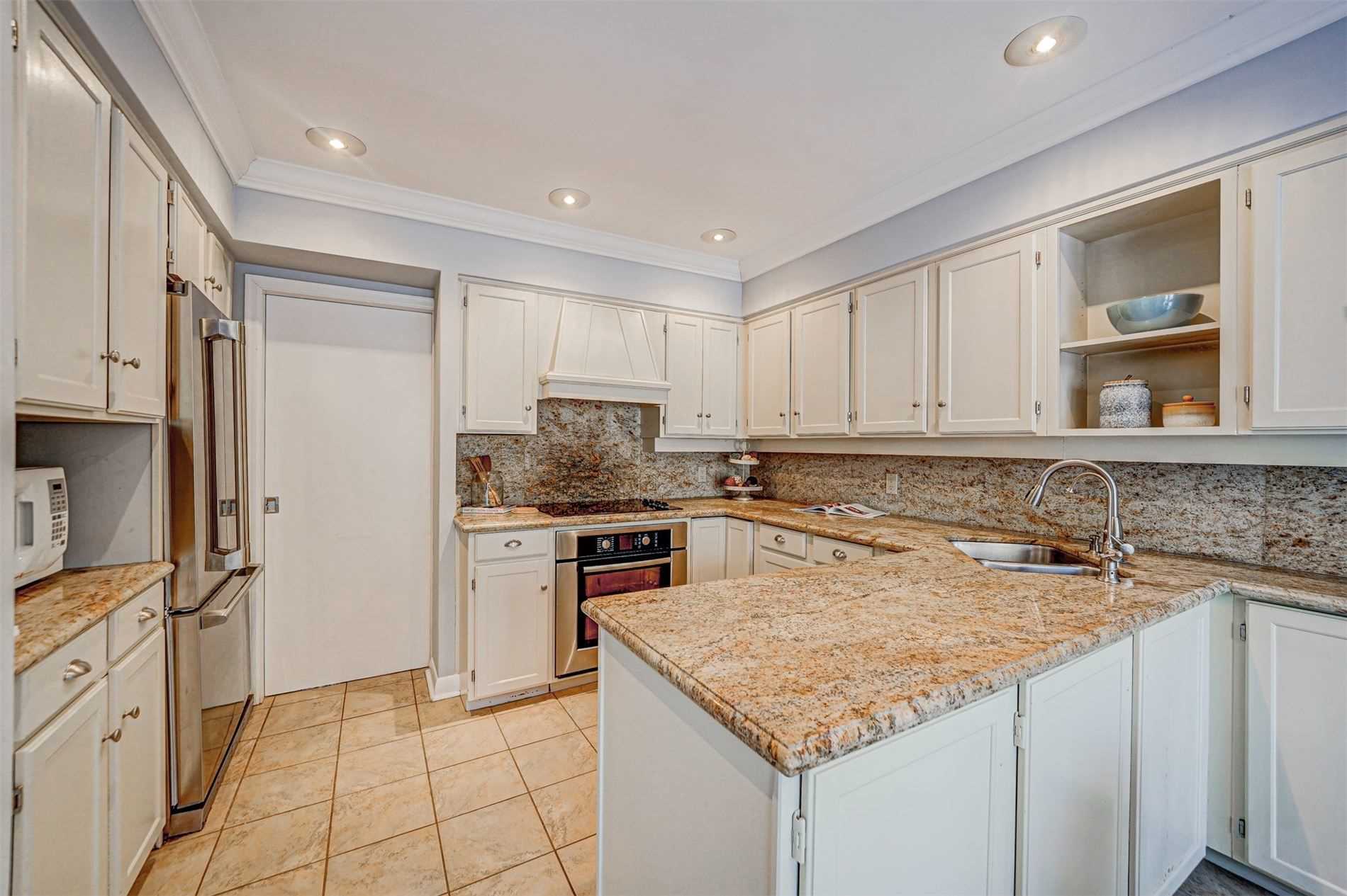 143 Balsam Dr