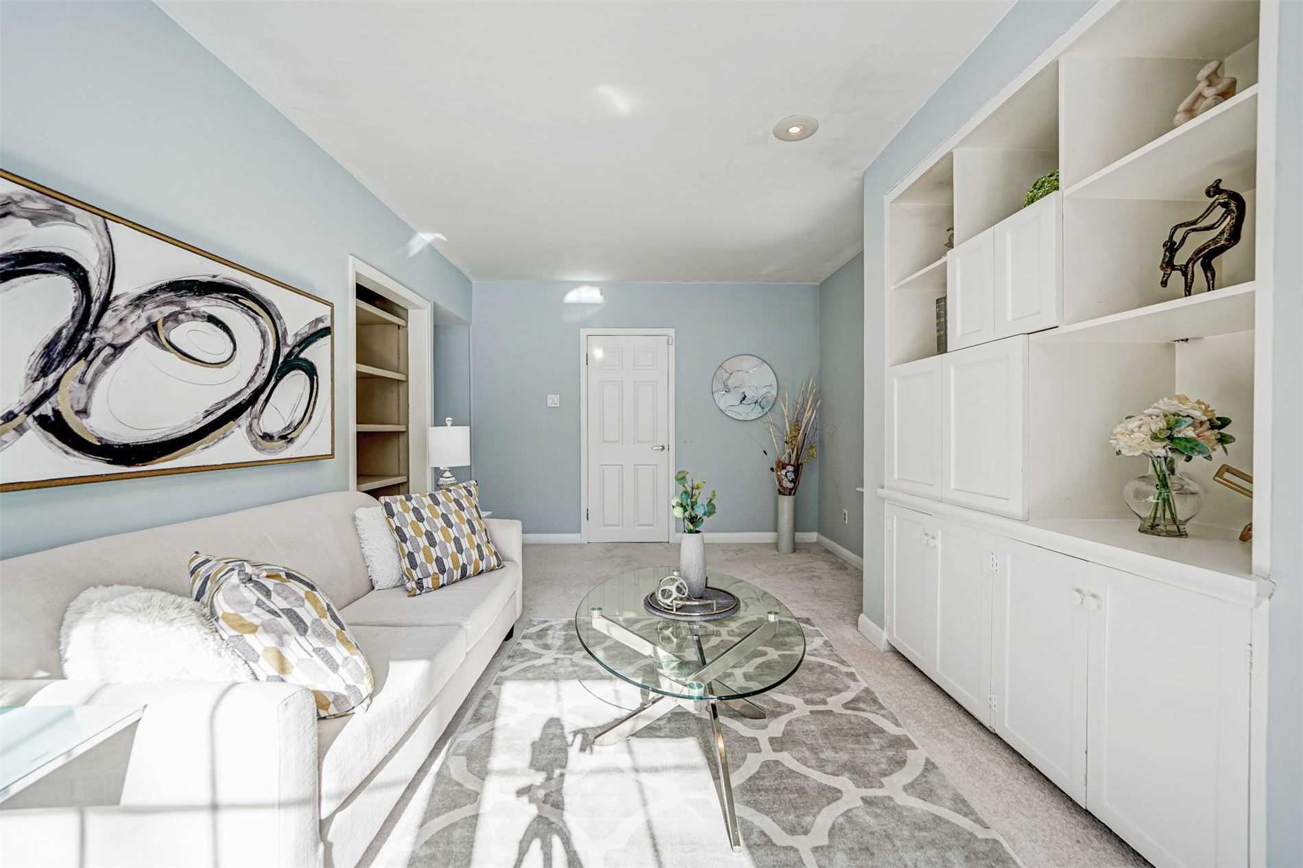 143 Balsam Dr