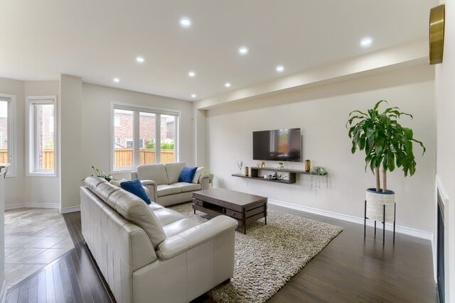 97 Fawnridge Rd