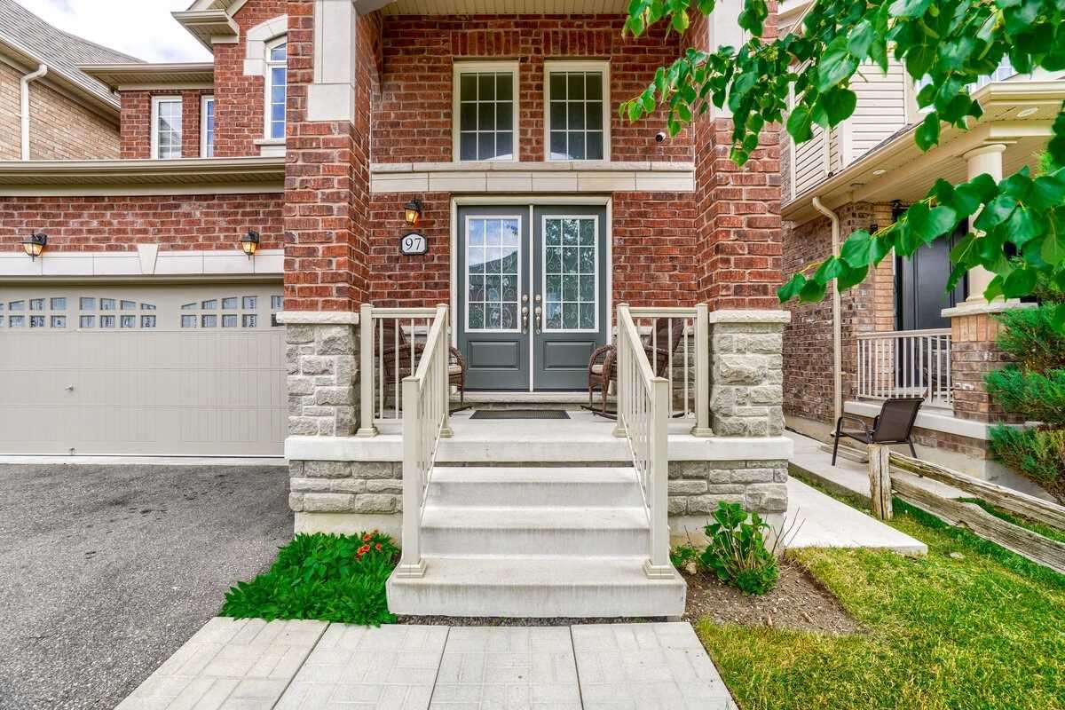 97 Fawnridge Rd
