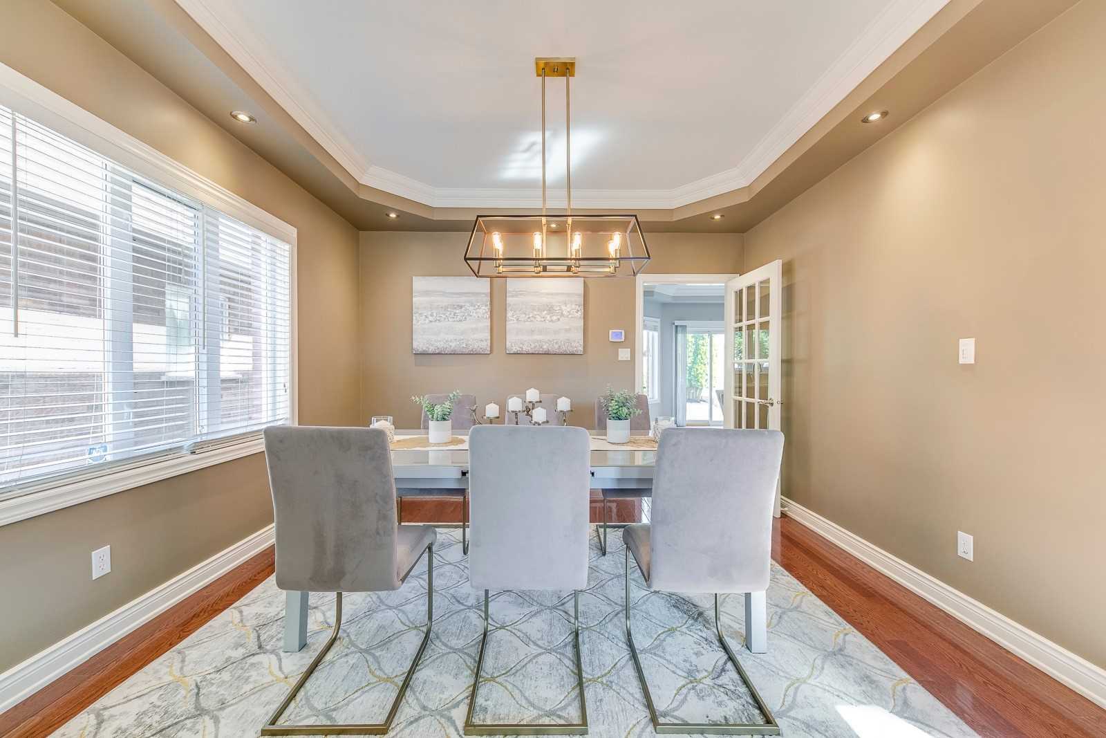 2595 North Ridge Tr