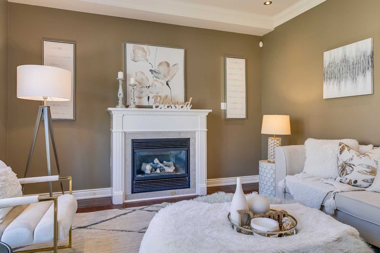 2595 North Ridge Tr