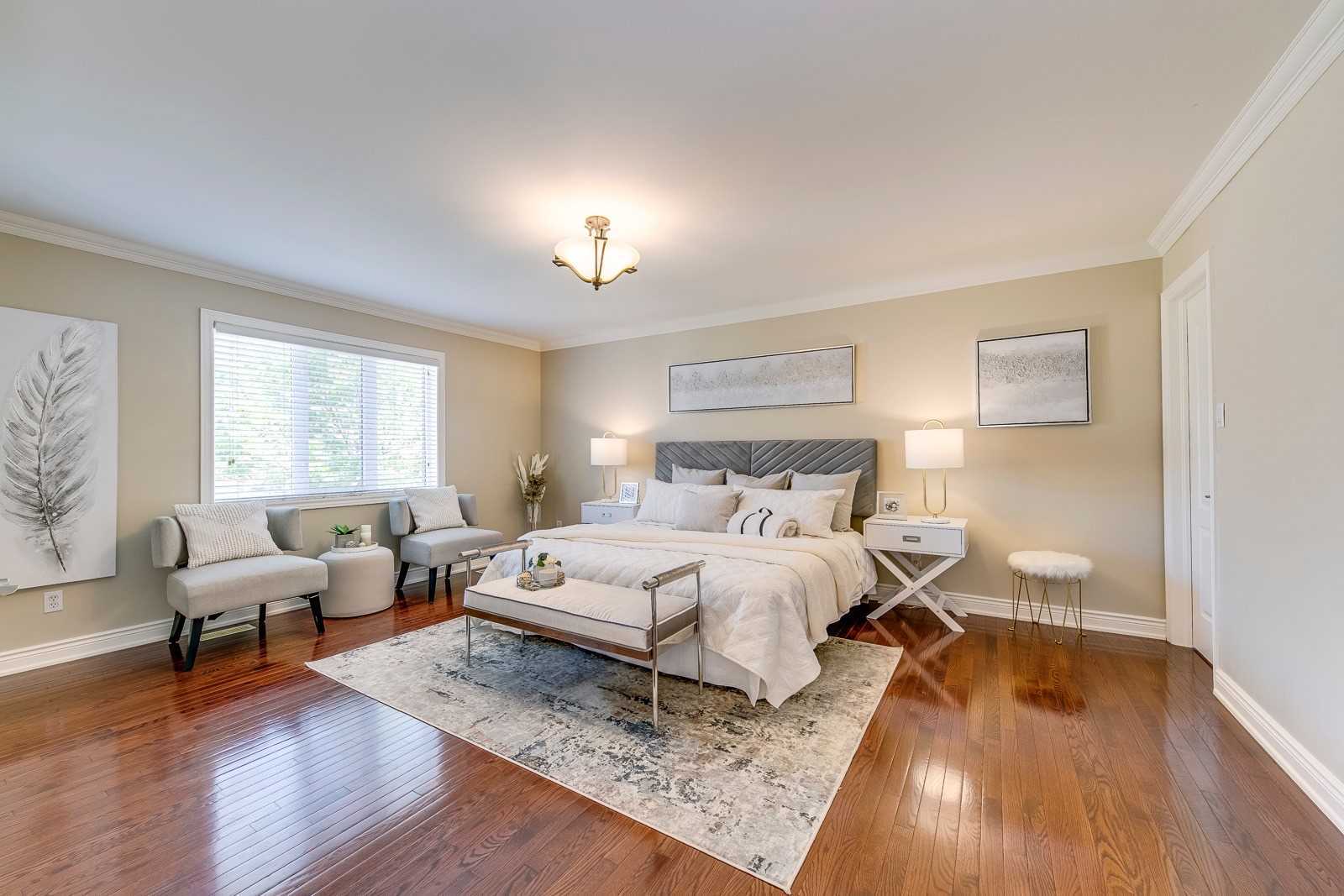 2595 North Ridge Tr
