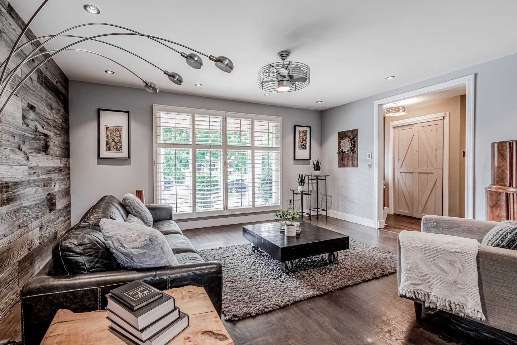 258 Elmwood Rd E