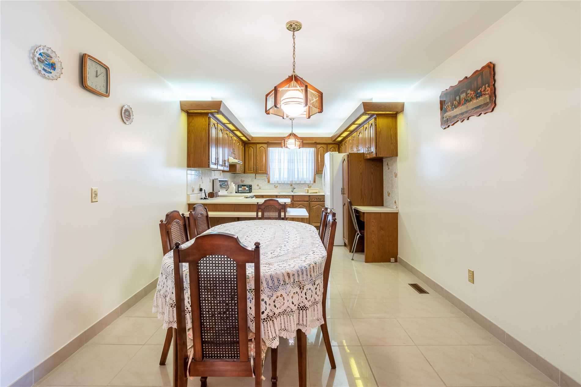 Listing W5706375 - Large Photo # 11